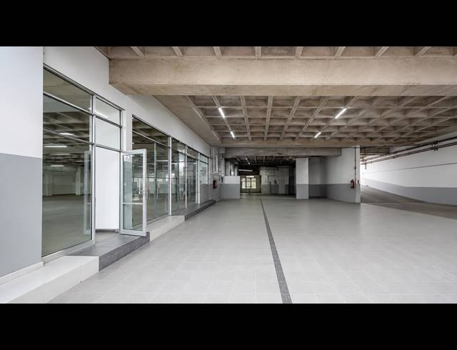 1,500M² BUILDING TO LET IN STAMFORD HILL